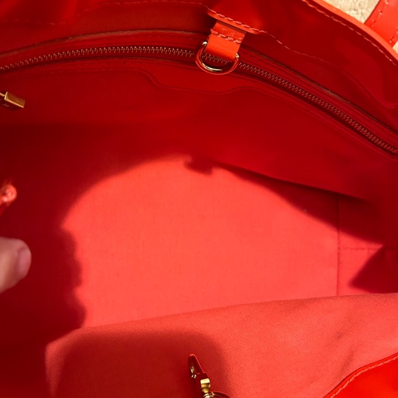 Louis Vuitton Vernis Wilshire PM Sunset Orange- Excellent Condition! - Picture 10 of 13